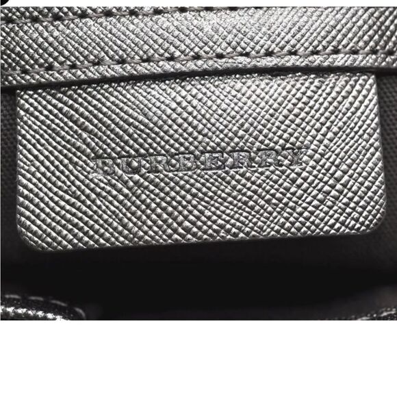 BURBERRY Silver House Check Canvas Tote Medium in Box in Great Condition - Picture 10 of 13